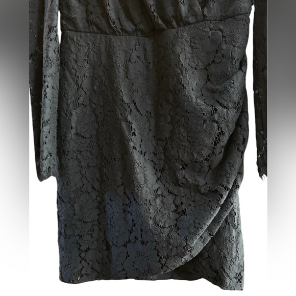 Generation Love Lace Dress Small NWOT - Picture 2 of 4